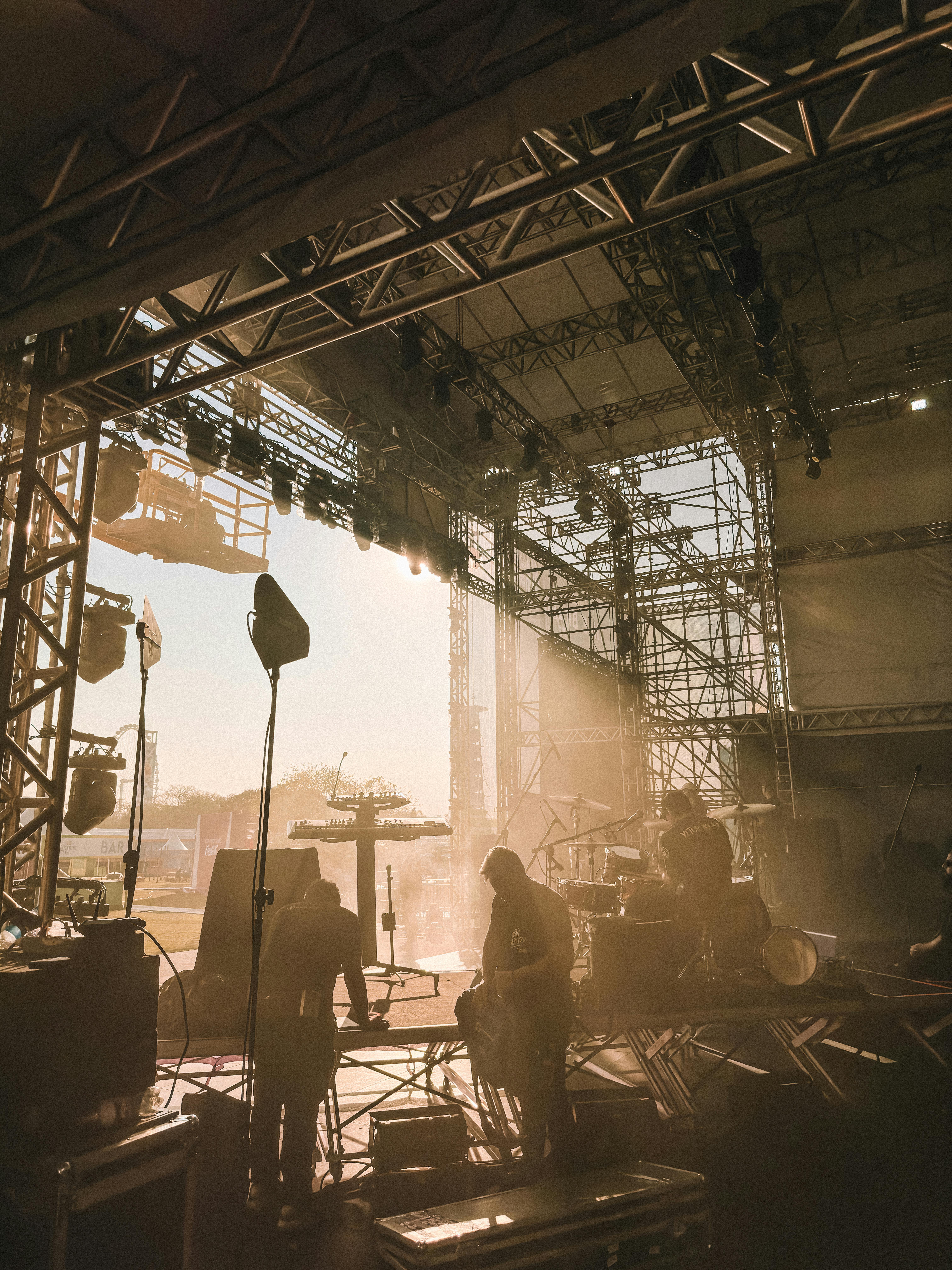 Stage & Technical Setup